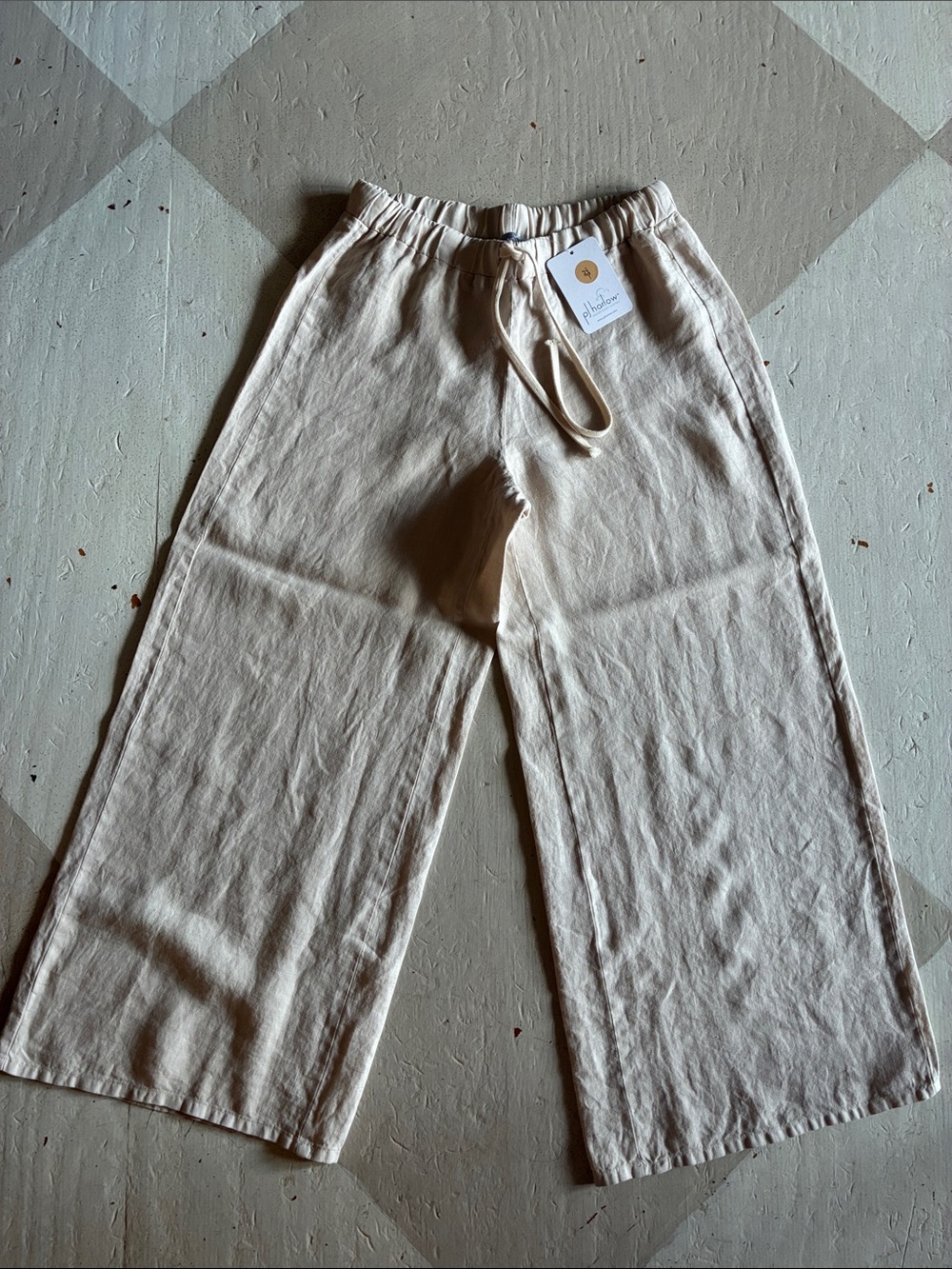 Womans Wide-Leg Linen Drawstring Pants in Cream